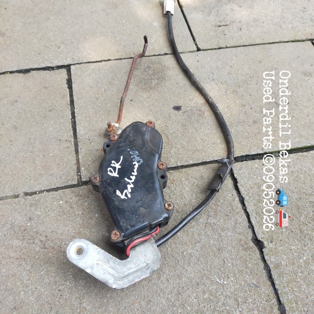 actuator door lock kanan belakang Suzuki Baleno 1997