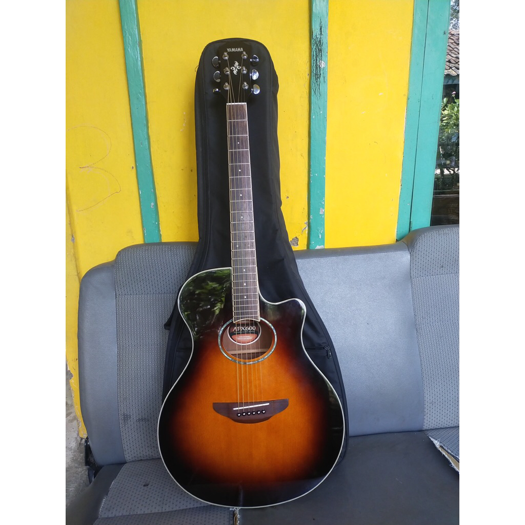 gitar yamaha apx 600 ii original