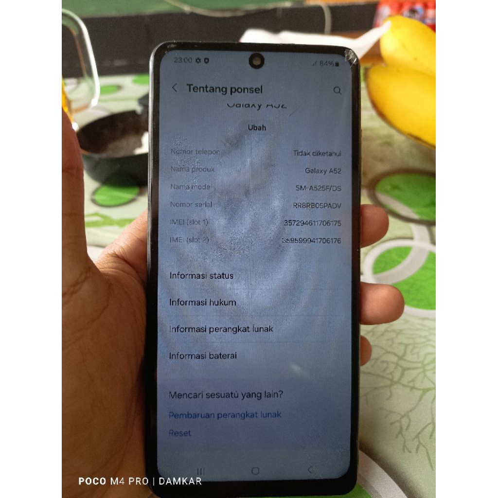 Samsung galaxy A52 Ram 8 256 Batangan ( hp saja ) kondisi fisik sesuai iklan kamera kurang jernih fi