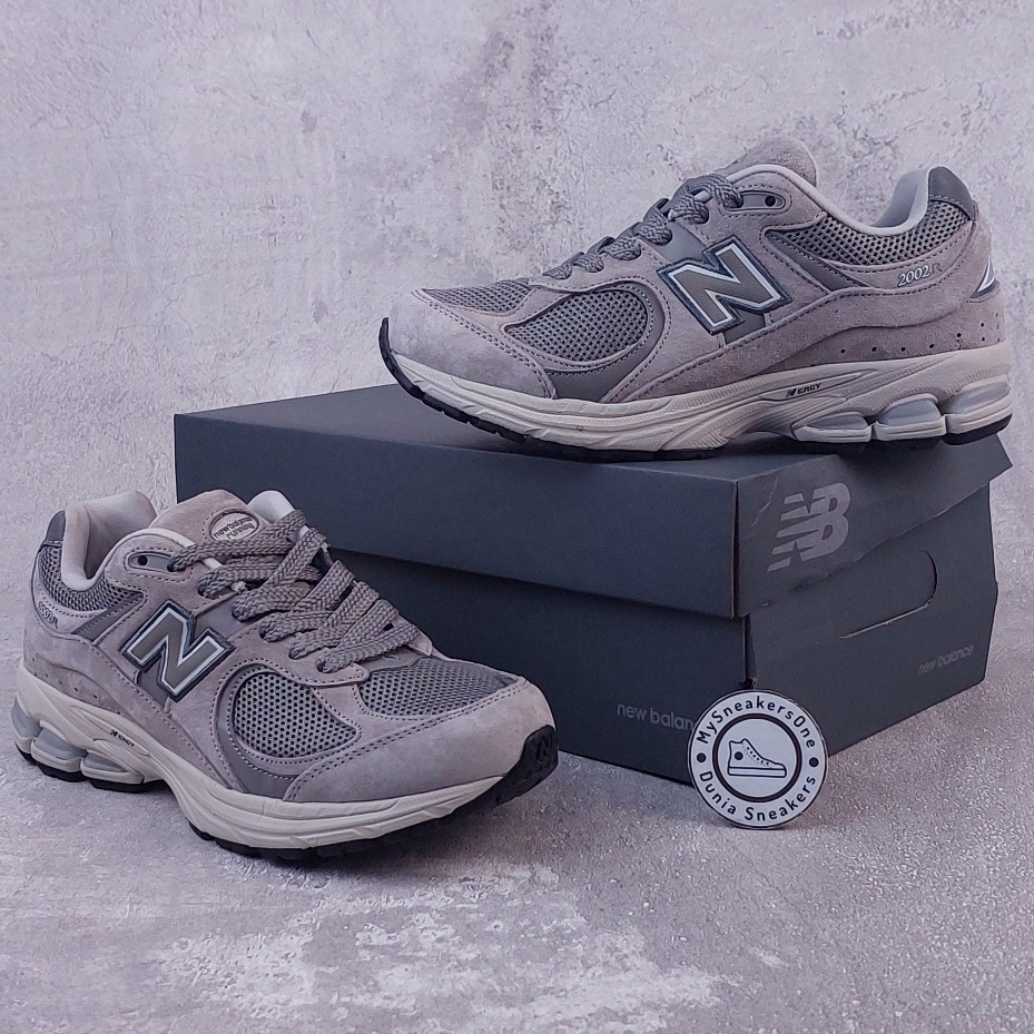 Sepatu Kasual NB 2002R Grey Marblehead