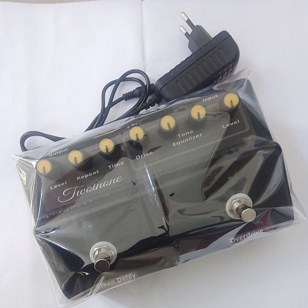 efek gitar distorsi/overdrive/delay overdrive sudah termasuk adaptor 9v