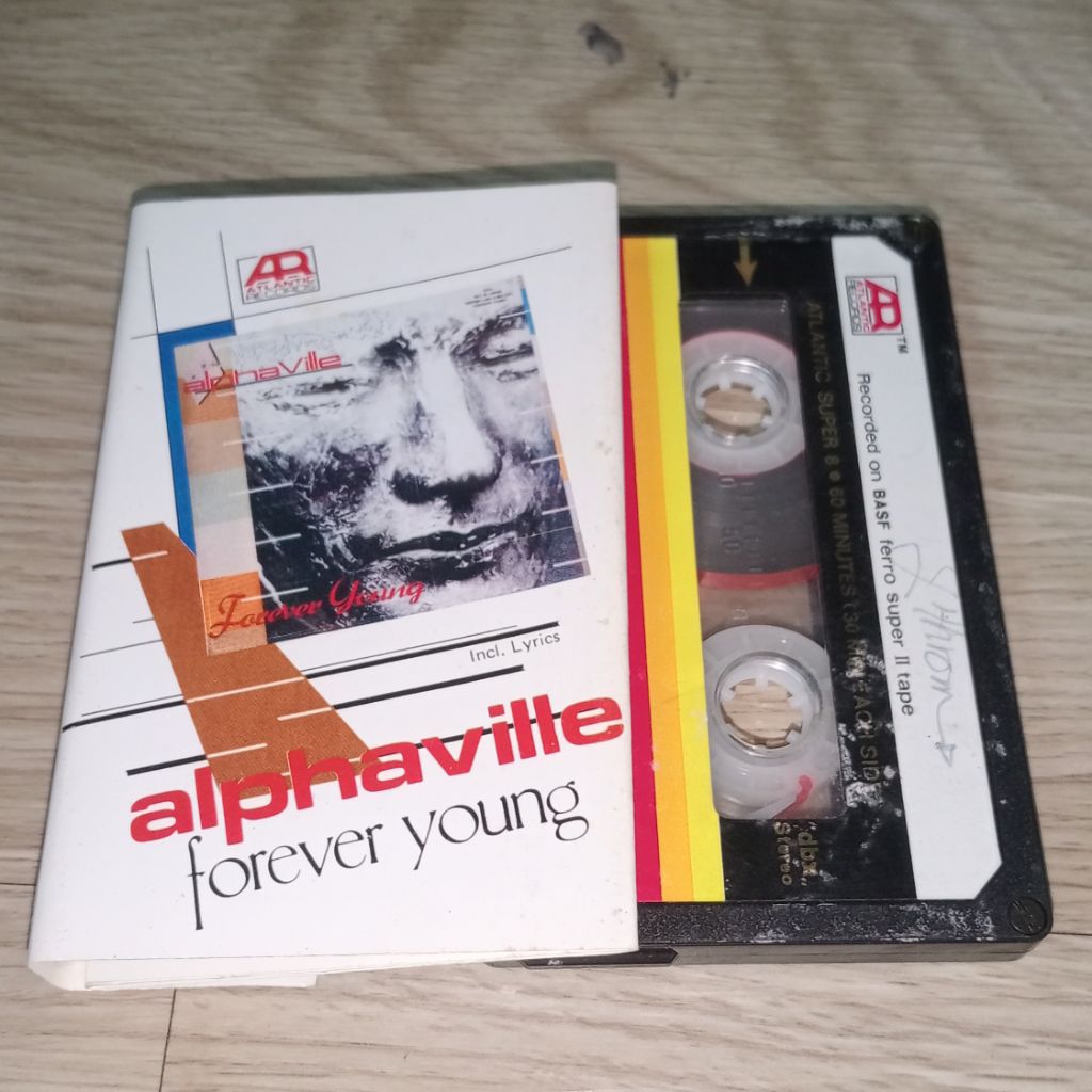 Kaset Alphaville - Forever Young (rilisan AR)