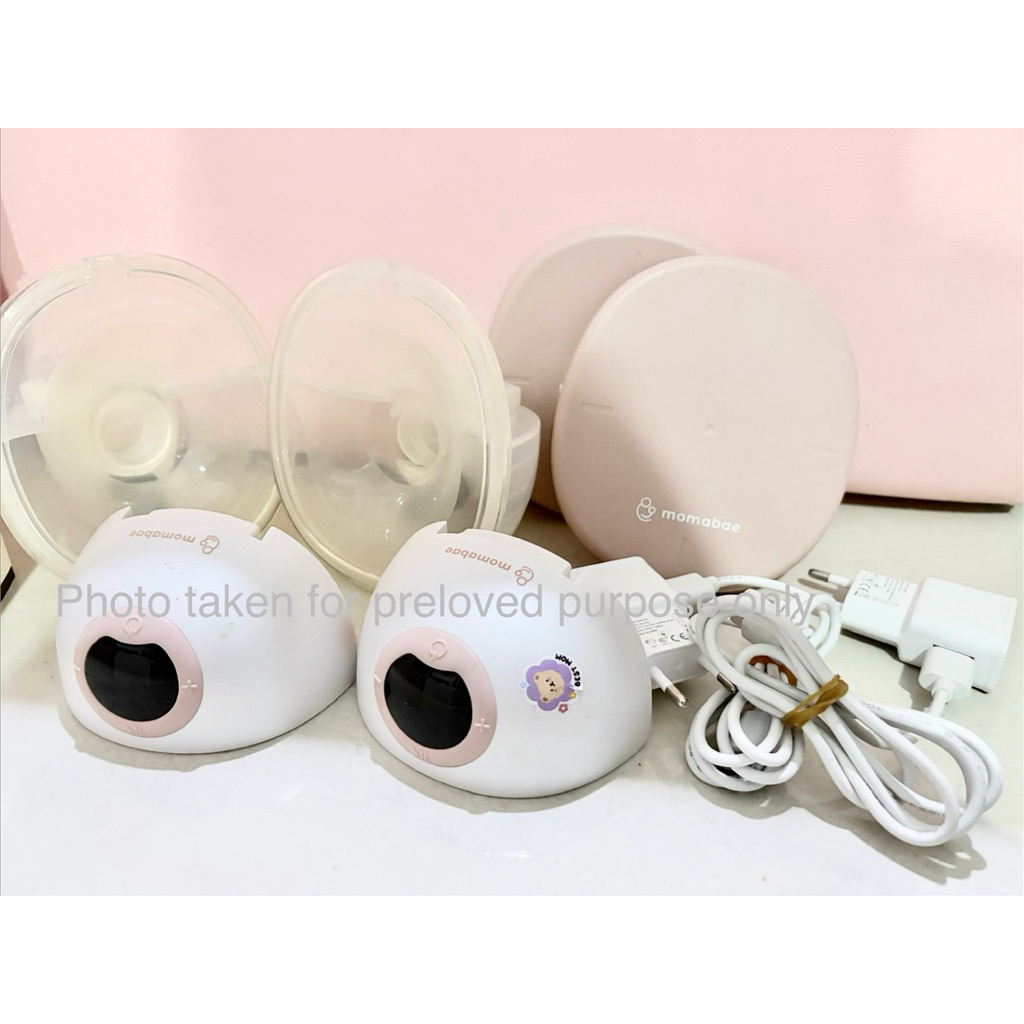 Preloved Pompa ASI portable merek Momabae - tipe Omni jual sepasang