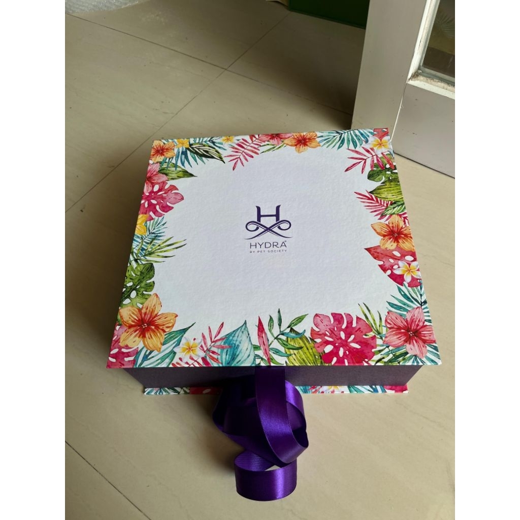 Hardbox buku laminasi doff 25x25x10