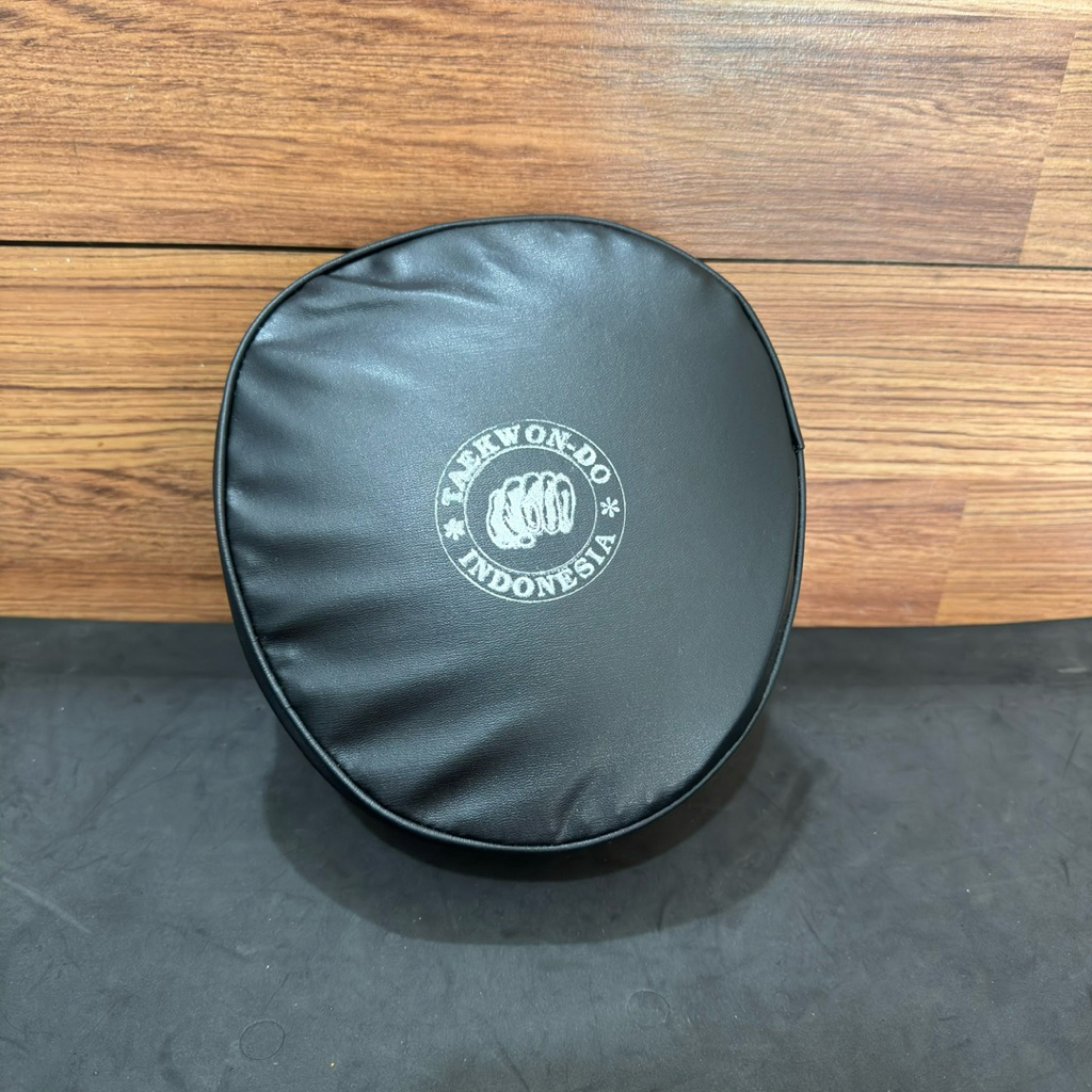 PUNCHING PAD BOXING TAEKWONDO