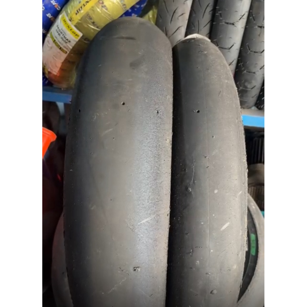 dunlop slick 140/70 dan 120/70-17 2025