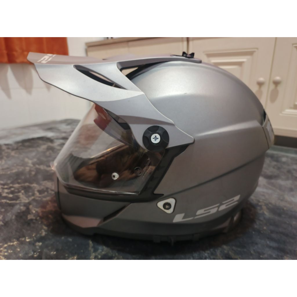 HELMETS LS2 MX436 PIONEER EVO MATT TITANIUM / XL