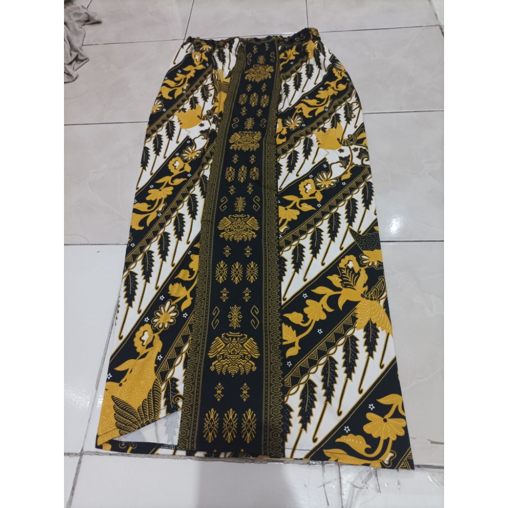 preloved rok batik spandex