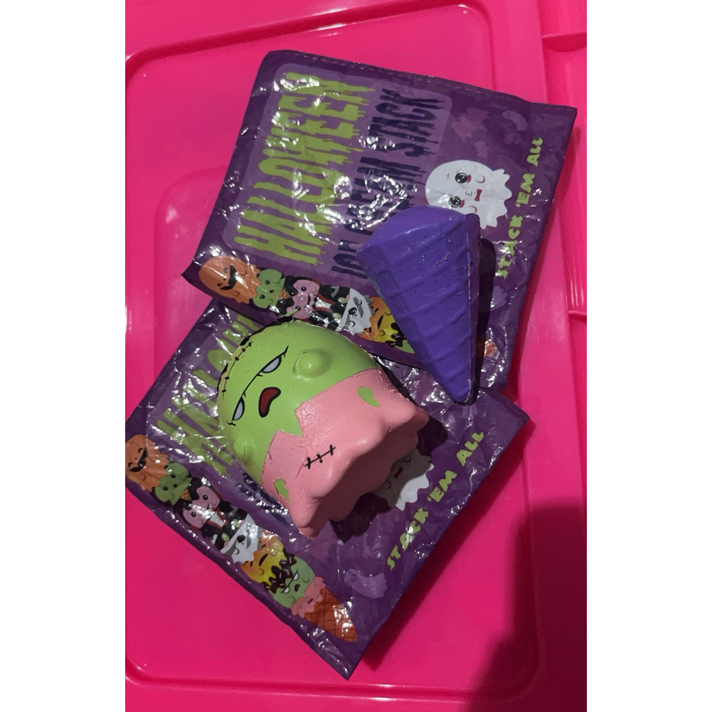 PUNIMARU SQUISHY HALLOWEEN ICE CREAM STACK PRELOVED DAPAT DUA