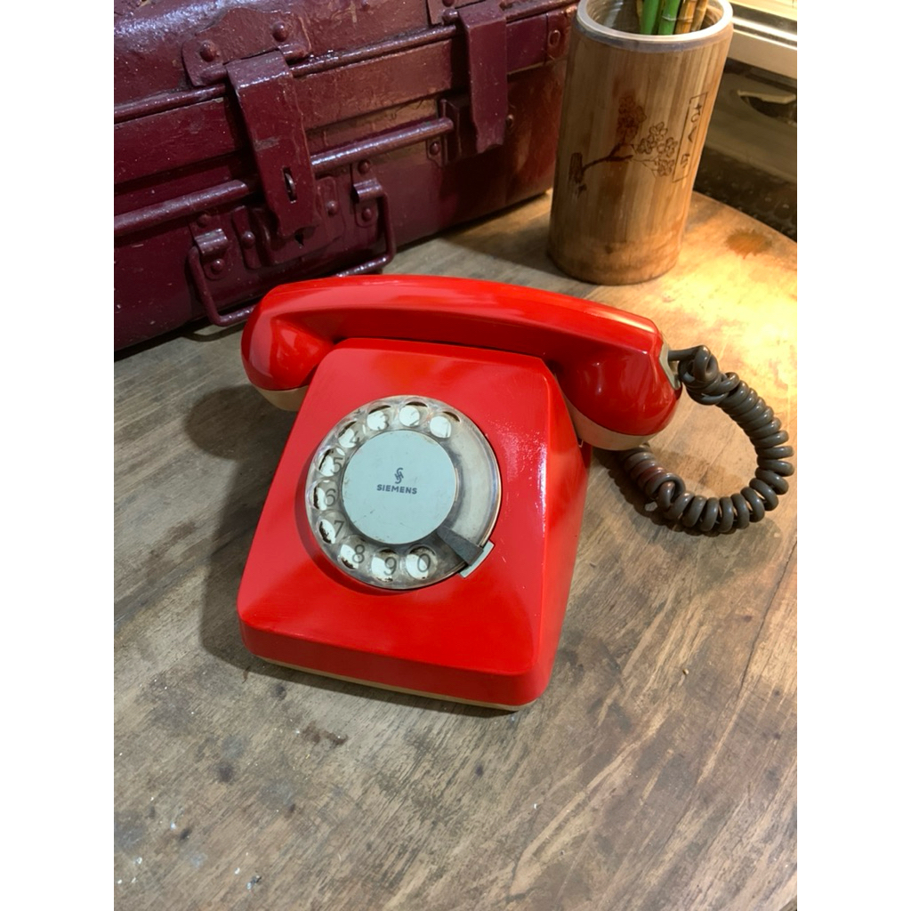 telepon putar jadul antik. vintage