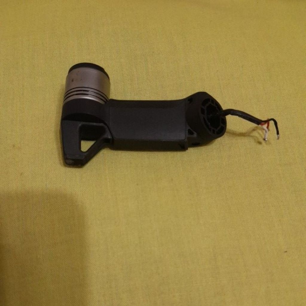 arm belakang kiri dji mavic air 1 second