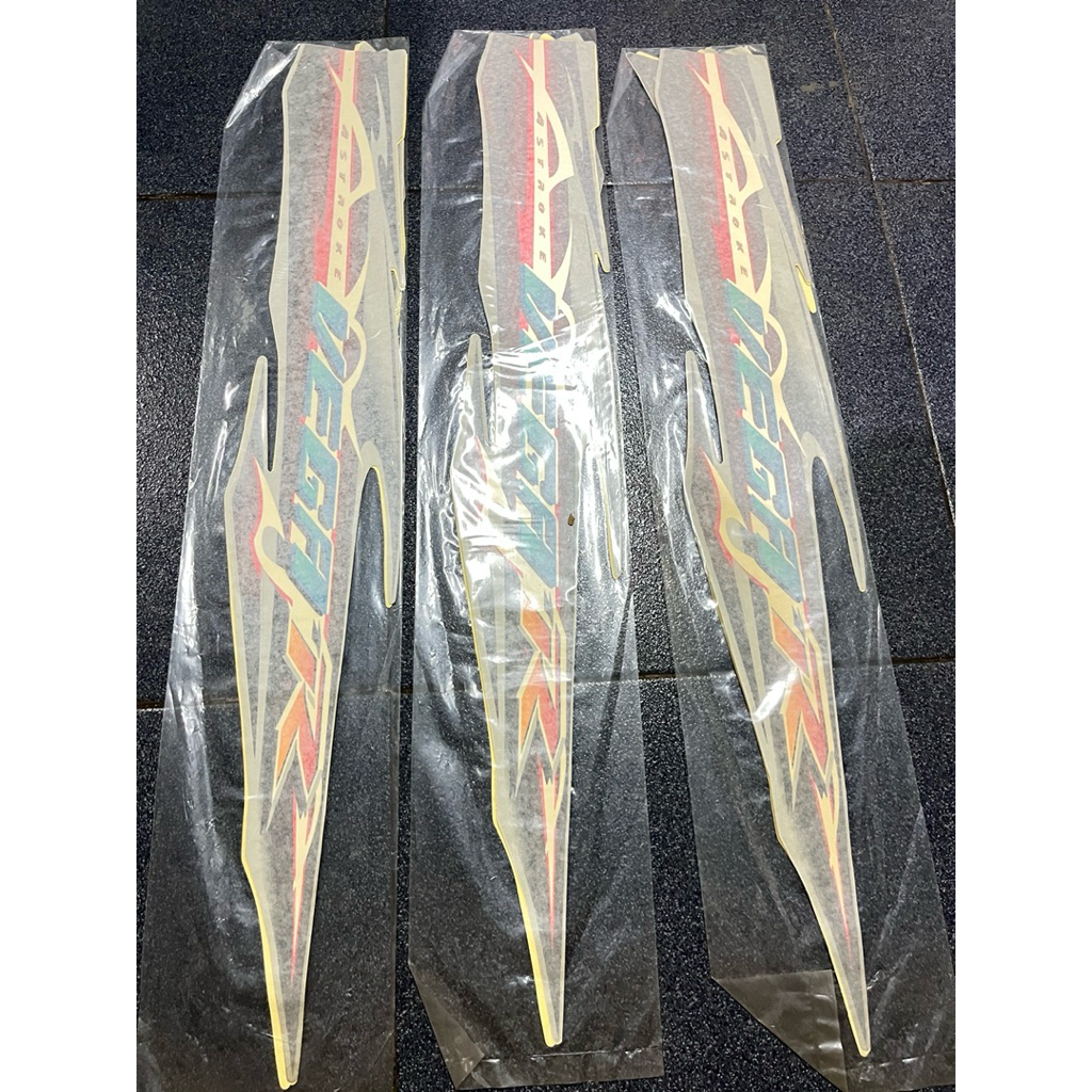 striping vega r 2007 hitam silver laminasi stok lama