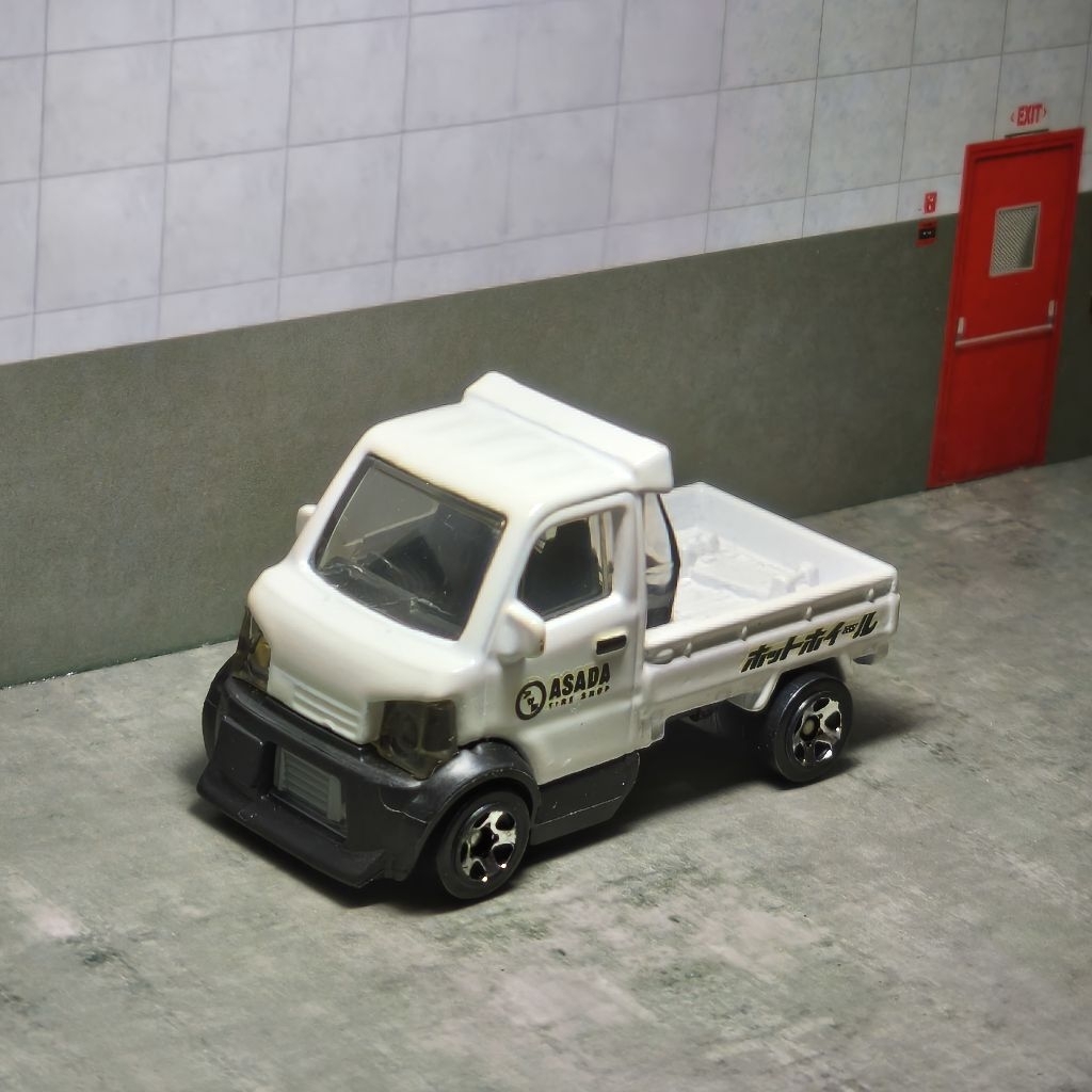 Hot Wheels Mighty K putih loose