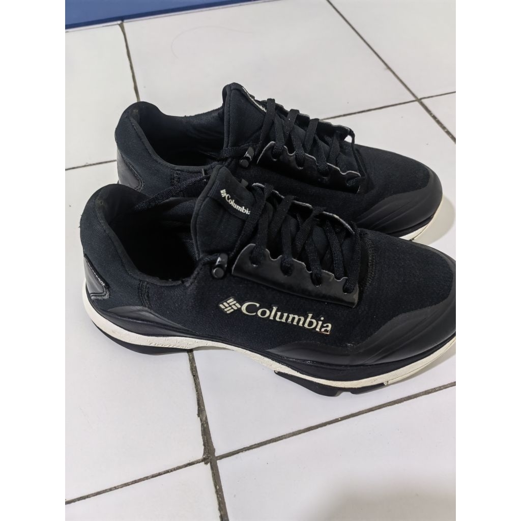 Sepatu Hiking Trail Run Columbia size 38