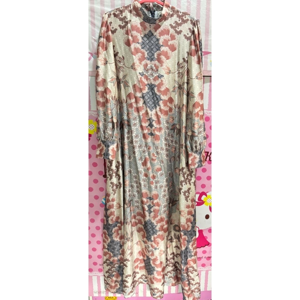 READY PRELOVED DRESS WEARING KLAMBY SERIES LAWAS