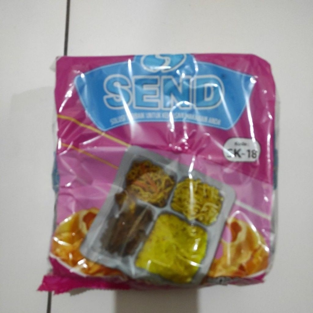Mika Dus Nasi 18x18 sekat 4 (100 pcs)  / Mika Kotak Nasi 18x18 Sekat 4 (100pcs)