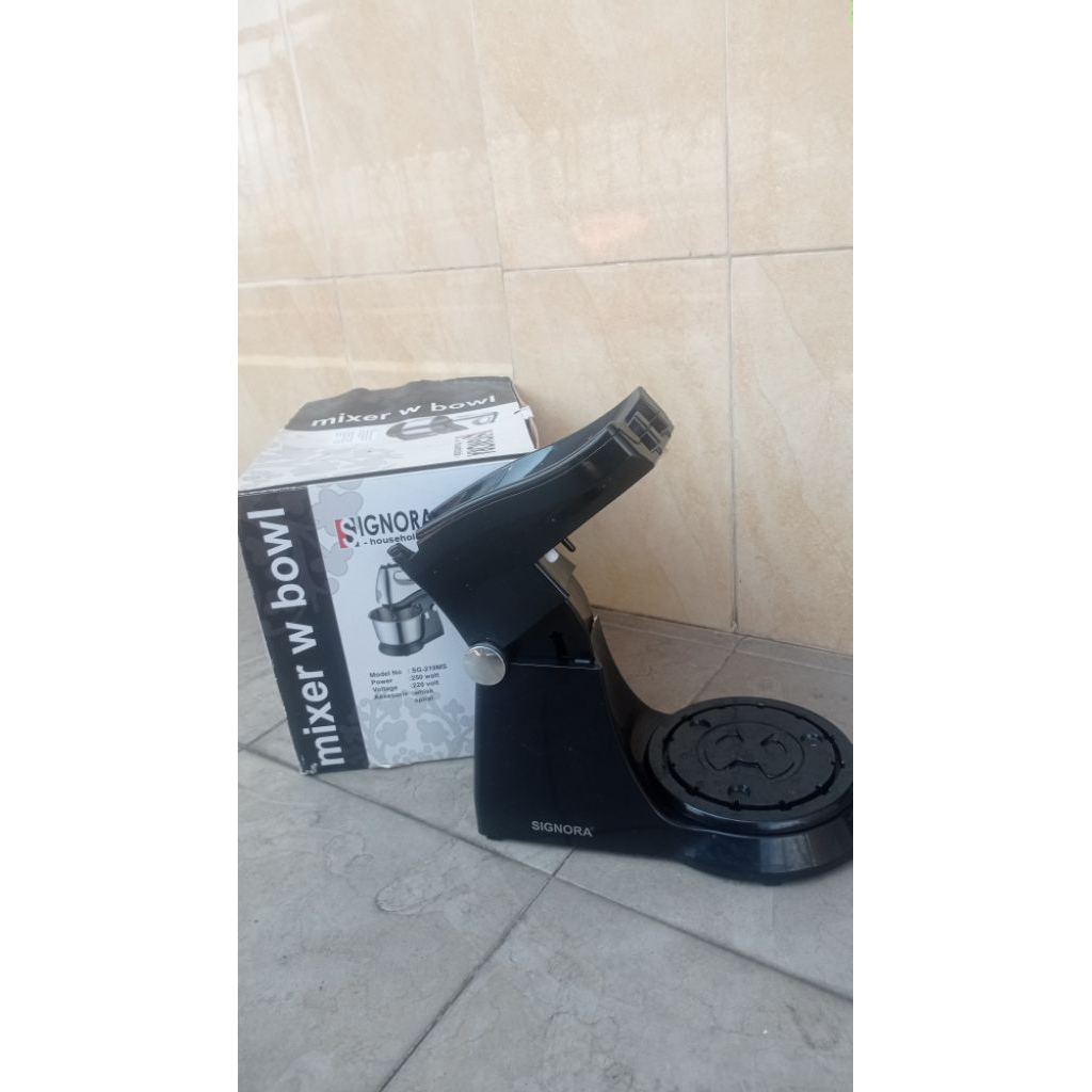 Standing mixer Signora W bowl preloved (100% ORI Signora).Dudukan mixer with bowl Signora+Bowl