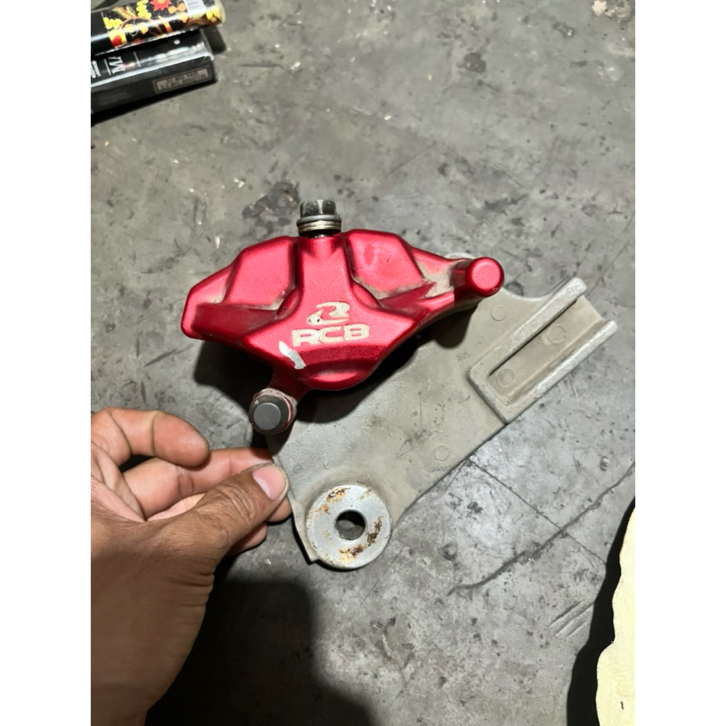 kaliper belakang rcb bekas sonic