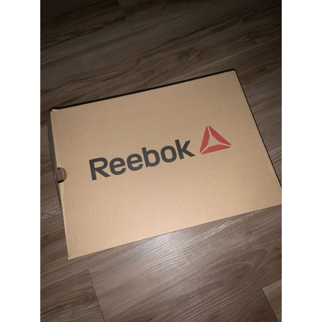 Kotak Sepatu Reebok Original