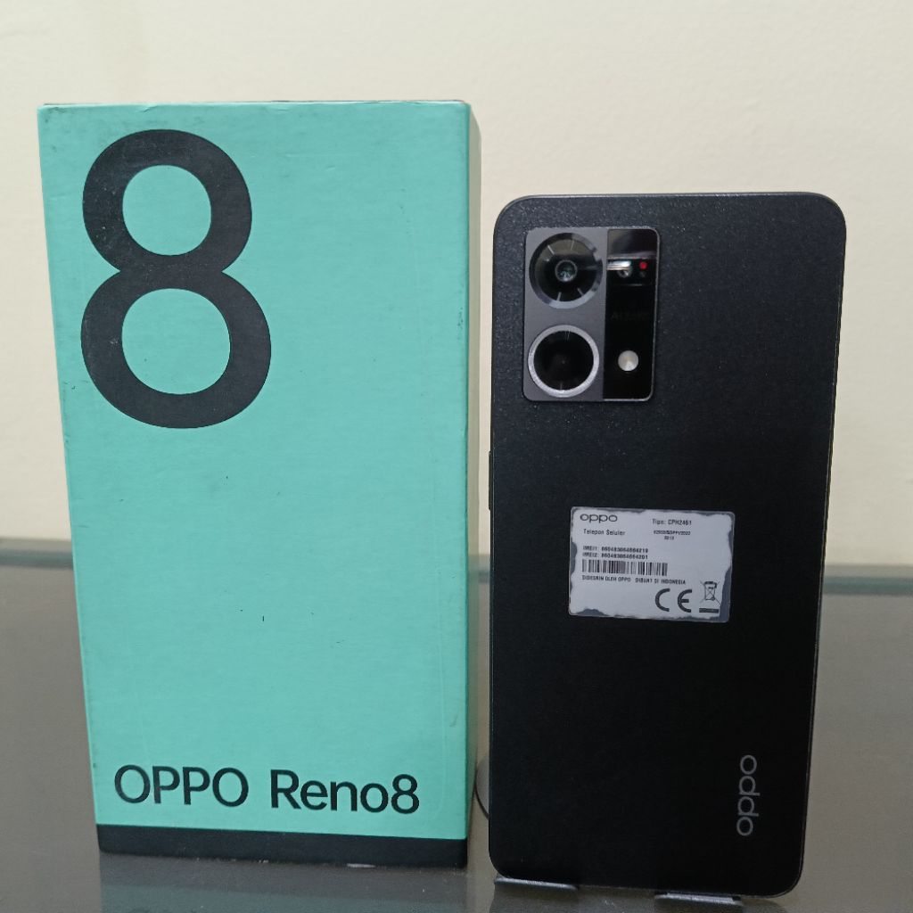 Handphone Oppo Reno 8 4G Ram 8 256GB