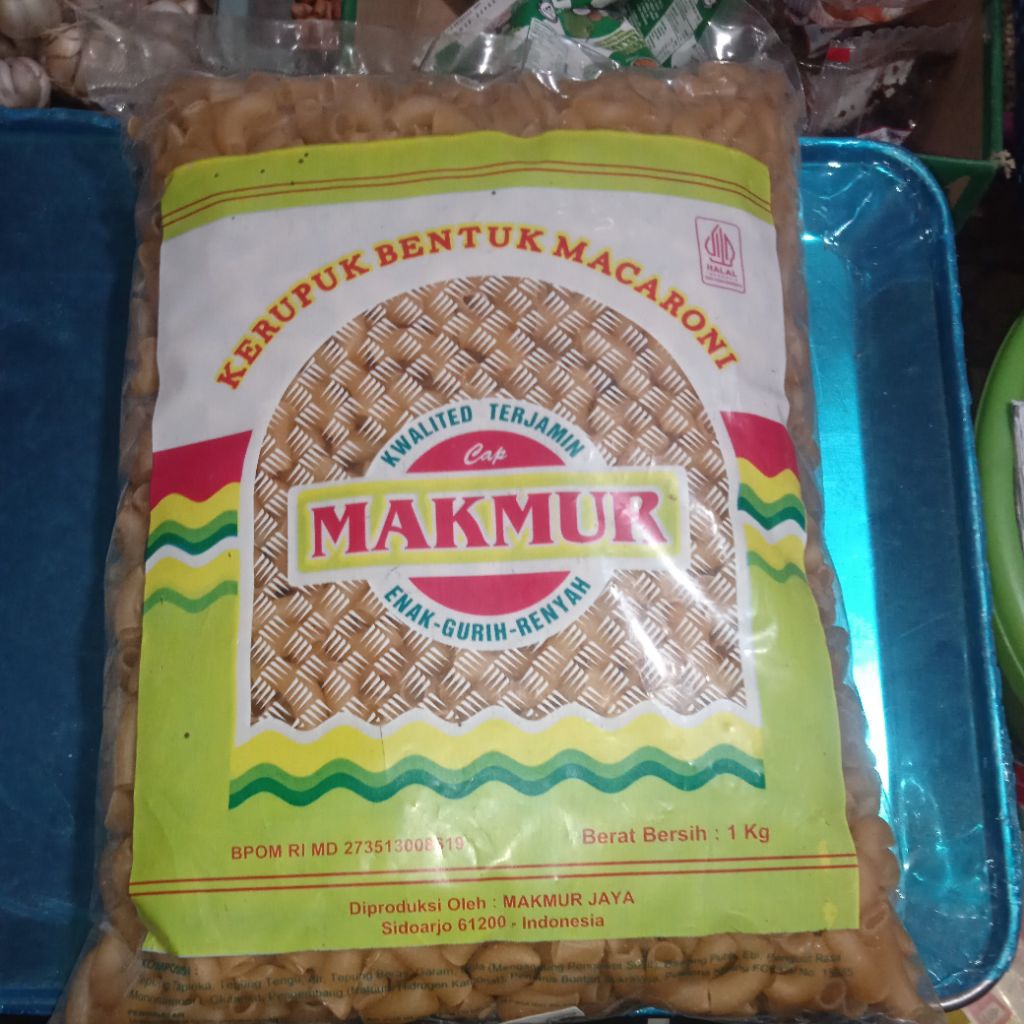 kerupuk makaroni mentah