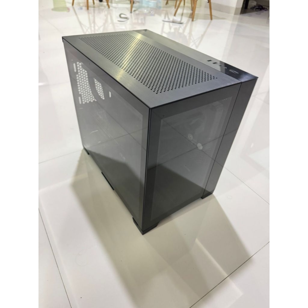 CASING Lian Li 011 Dynamic Mini