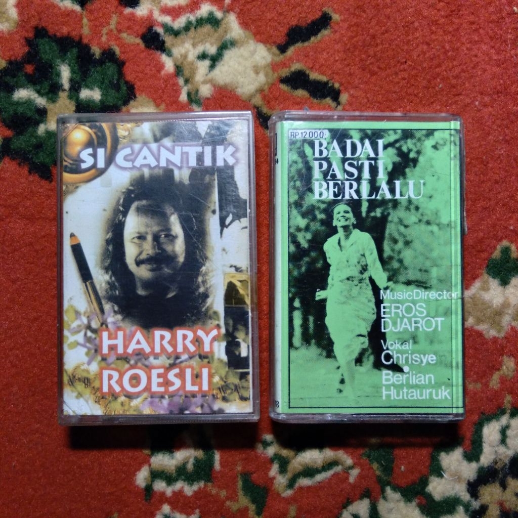 kaset pita harry roesli si cantik si gitar satu senar dan kaset pita badai pasti berlalu koleksian l