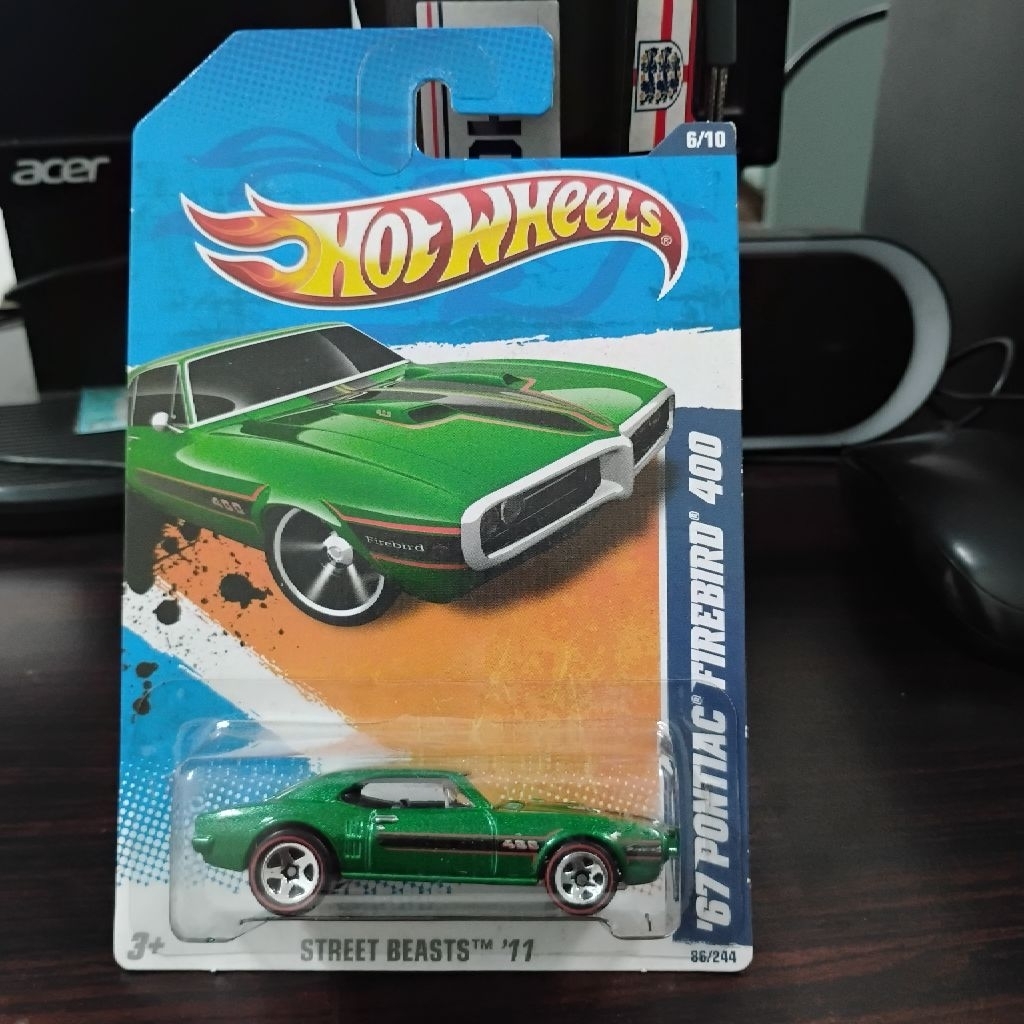 Hot wheels Red Line 67 pontiac firebird 400