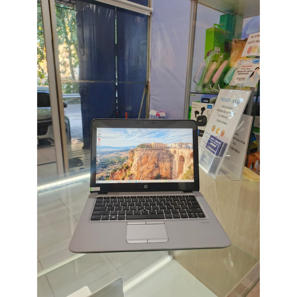 Laptop Core i5 Layar Sentuh Premium Murah