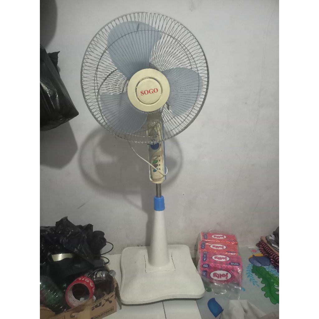 kipas angin 16" sogo