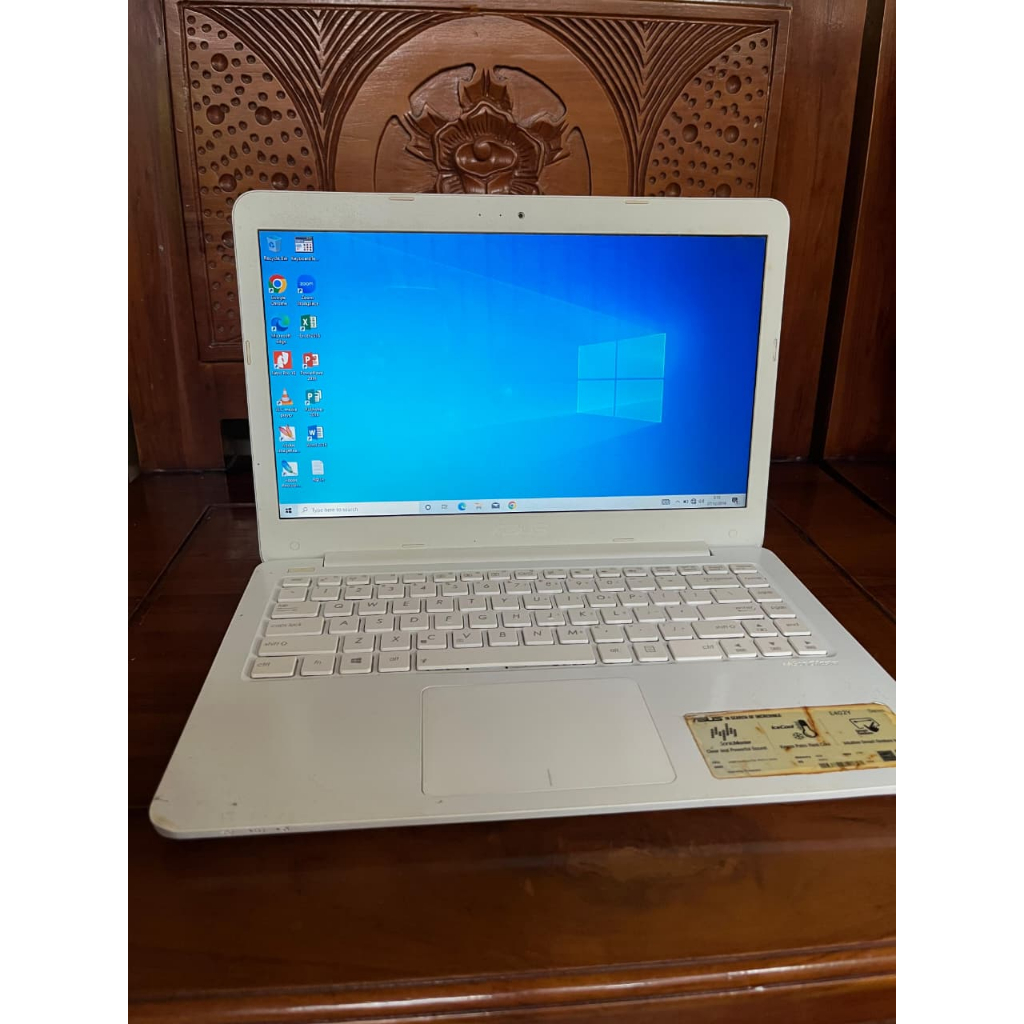 Jual Laptop ASUS E402Y
