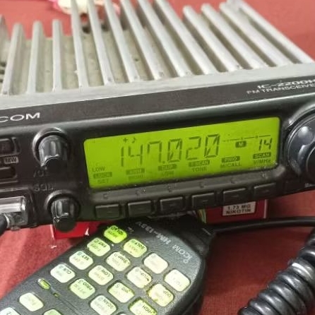 ICOM IC-2200H