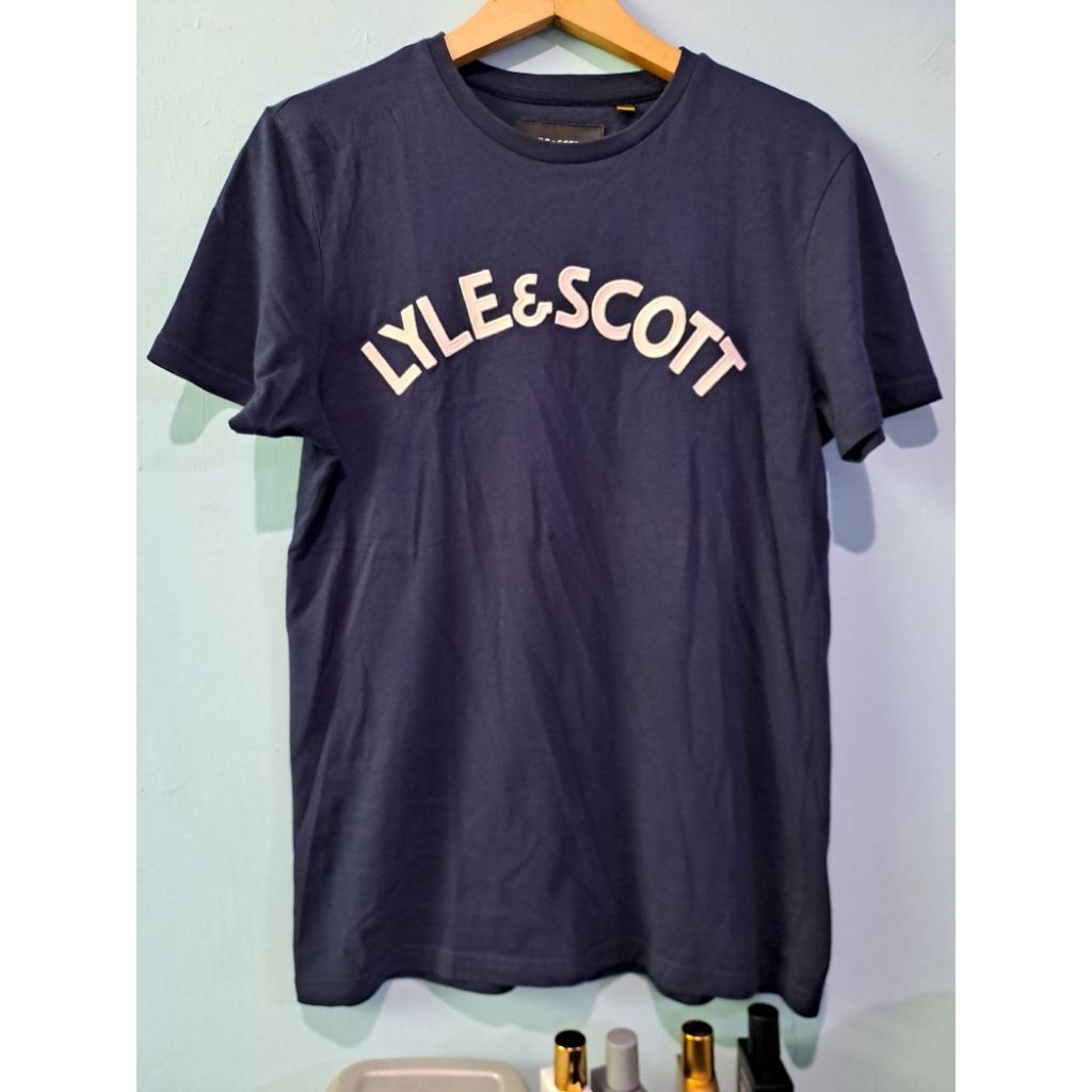 Tshirt Lyle and scott Preloved