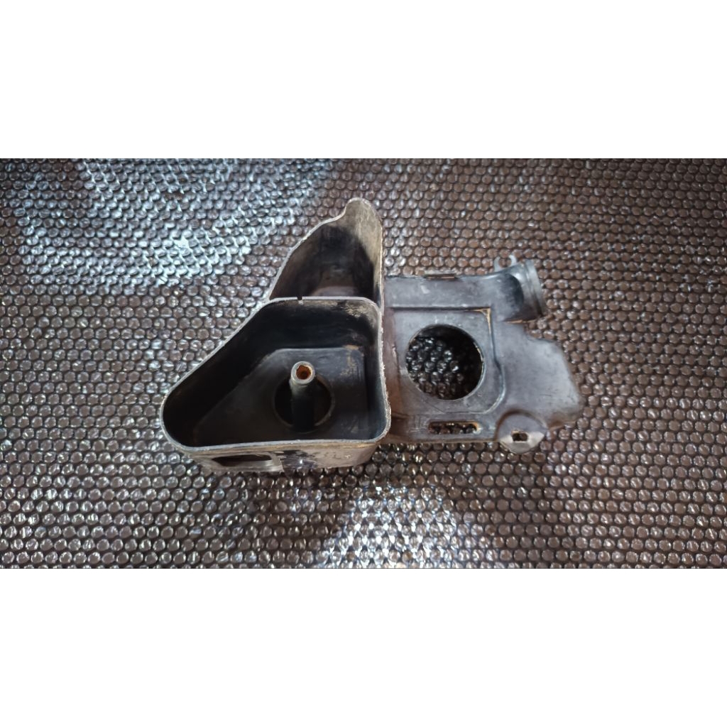 Box filter saringan udara karburator yamaha Rx 100  rx100 original copotan