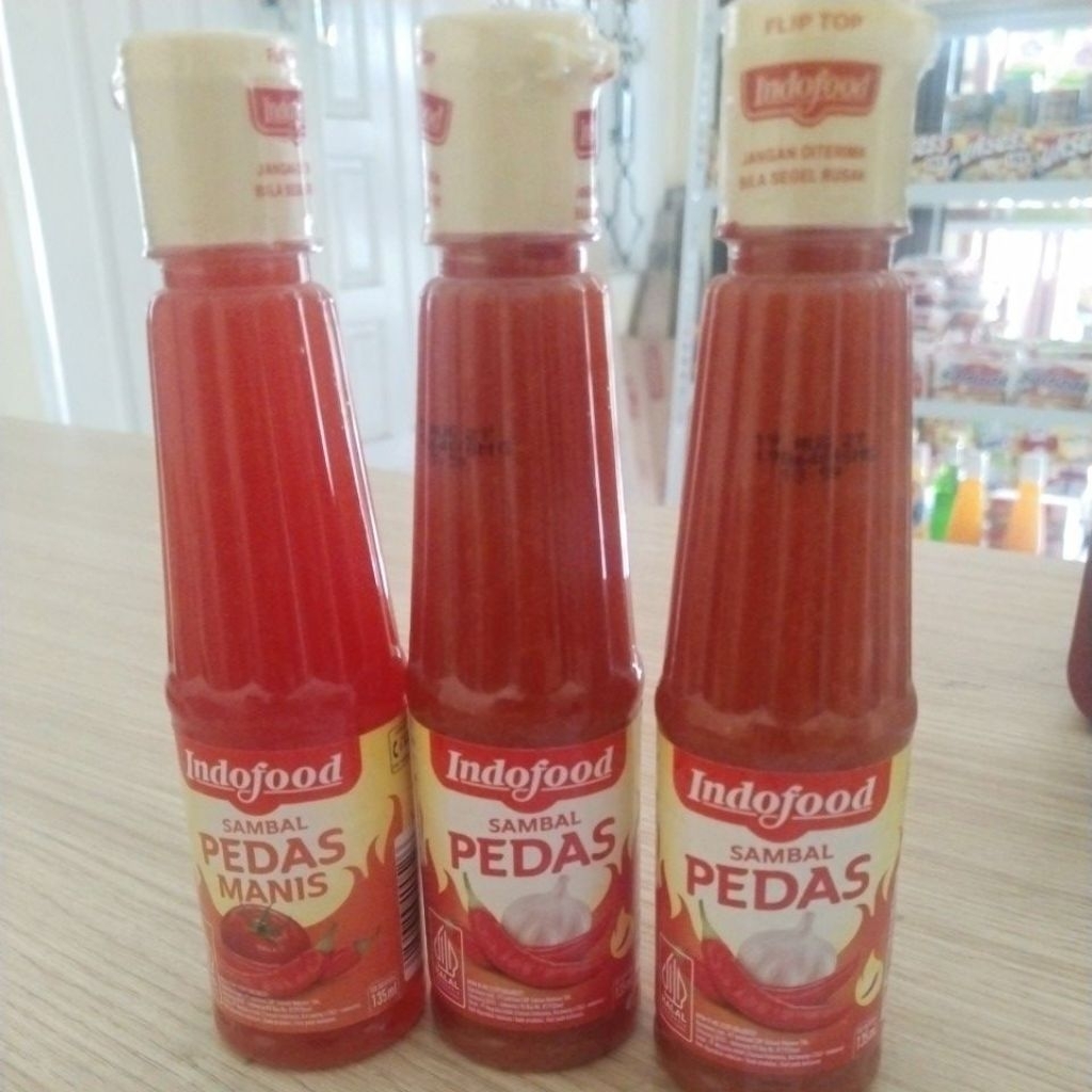 Indofood Sambal Pedas/Indofood Sambal Pedas Manis 135 ml.
