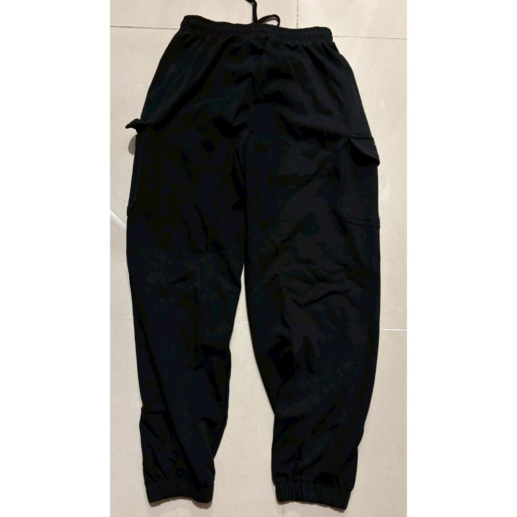 Bershka joger unisex/celana panjang/bawahan/celana karet