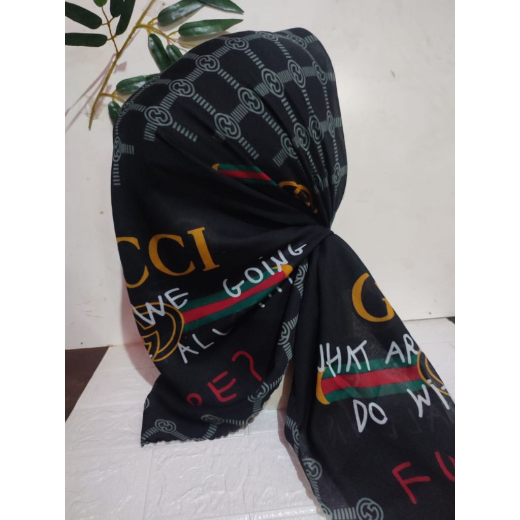 OBRAL KERUDUNGAN SEGI EMPAT MOTIF RIJEK HALUS JILBAB TERLARIS HIJAB VOAL PREMIUM MOTIF LASER CUT