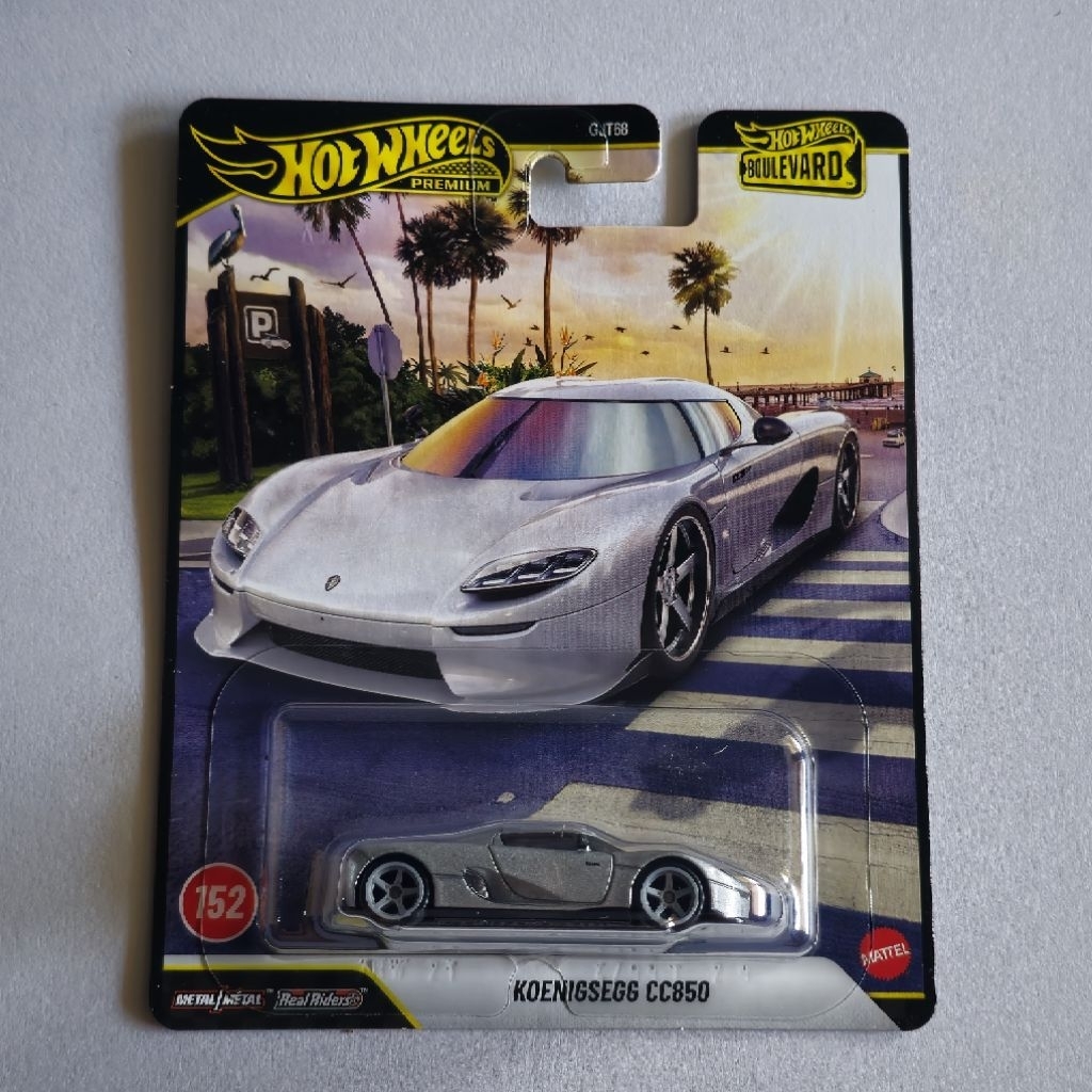 Hot Wheels Premium Boulevard Koenigsegg CC850