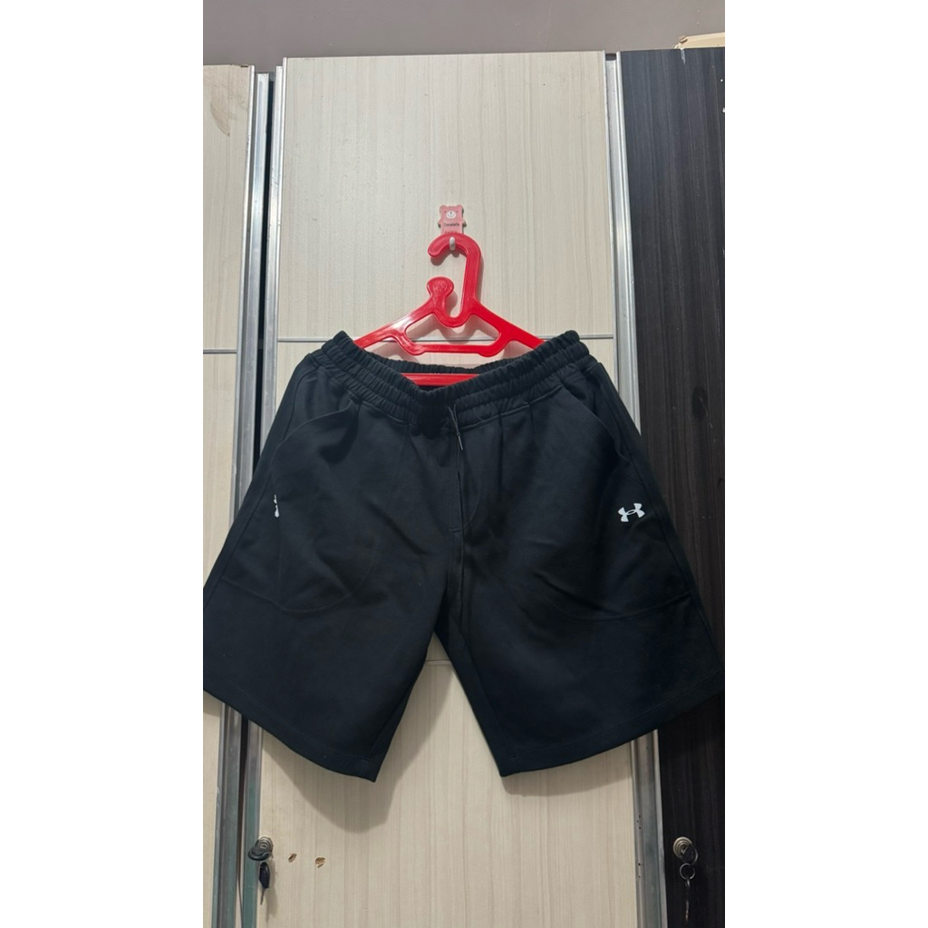 Celana Under Armour