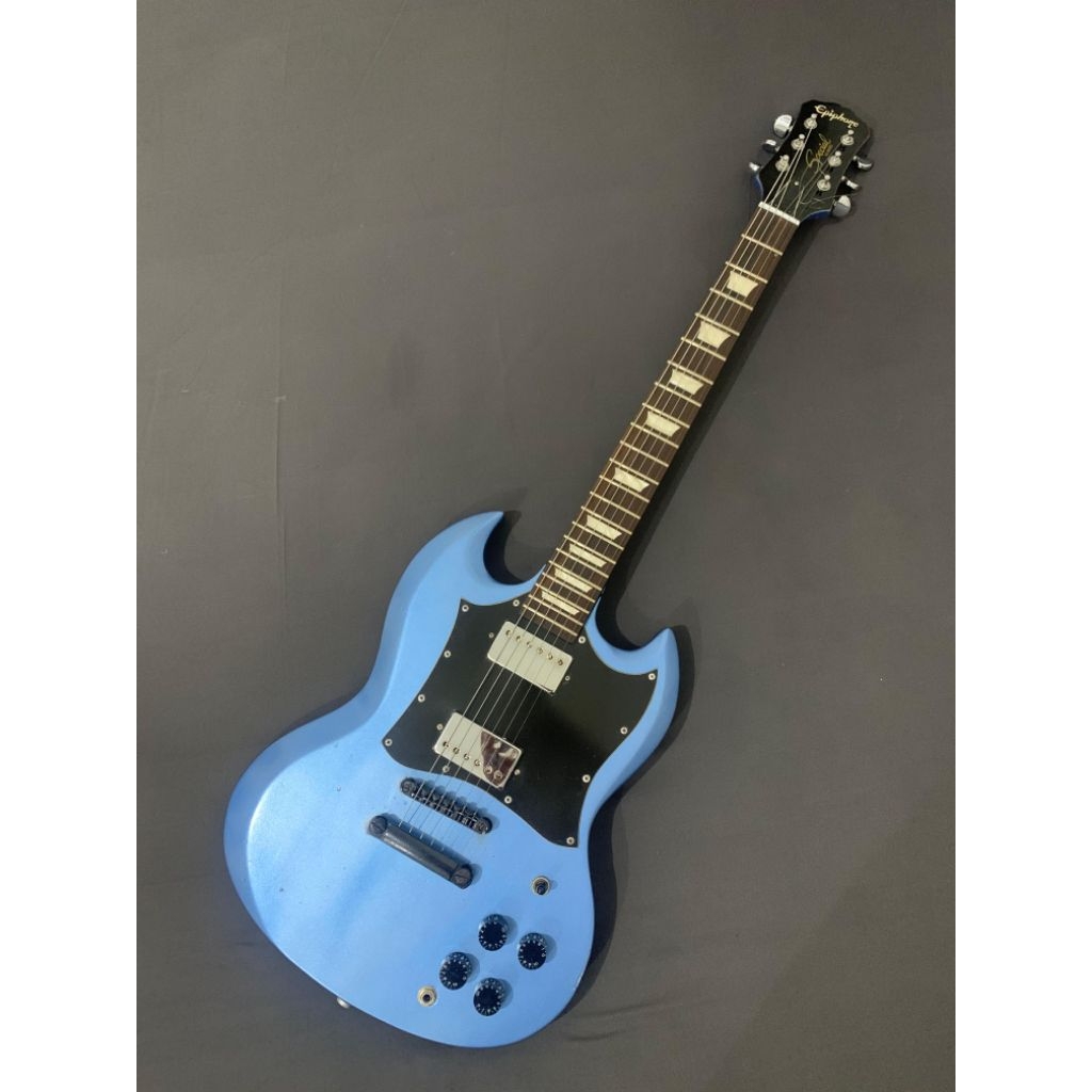 Epiphone SG special ice blue