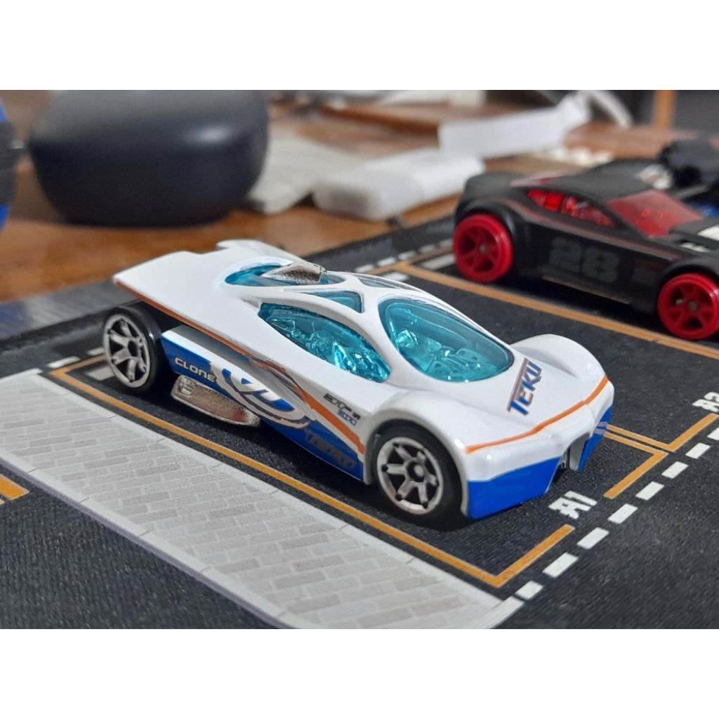 Hot Wheels Silver Series Acceleracers - Sling Shot (loose)
