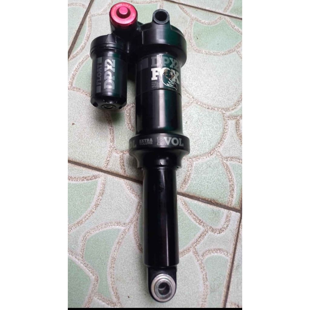 fox dpx2 205x65thrunion