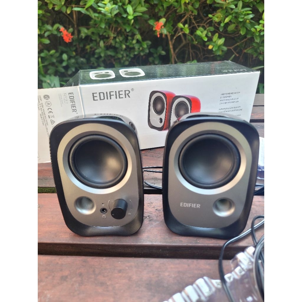 Edifier R12u bekas