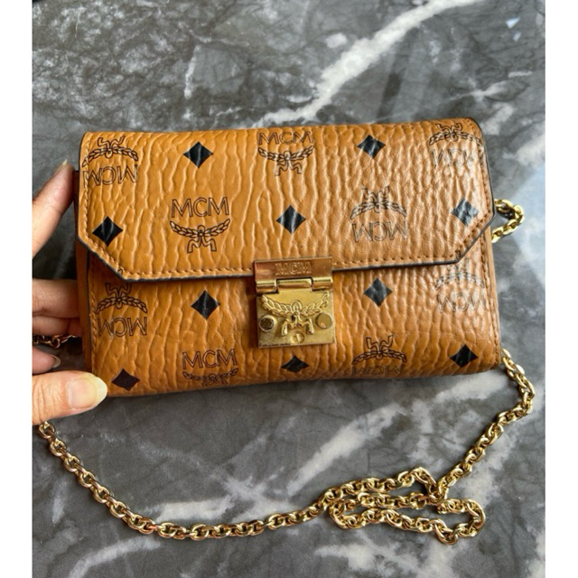 Sling mcm mini kulit asli size 18 cm