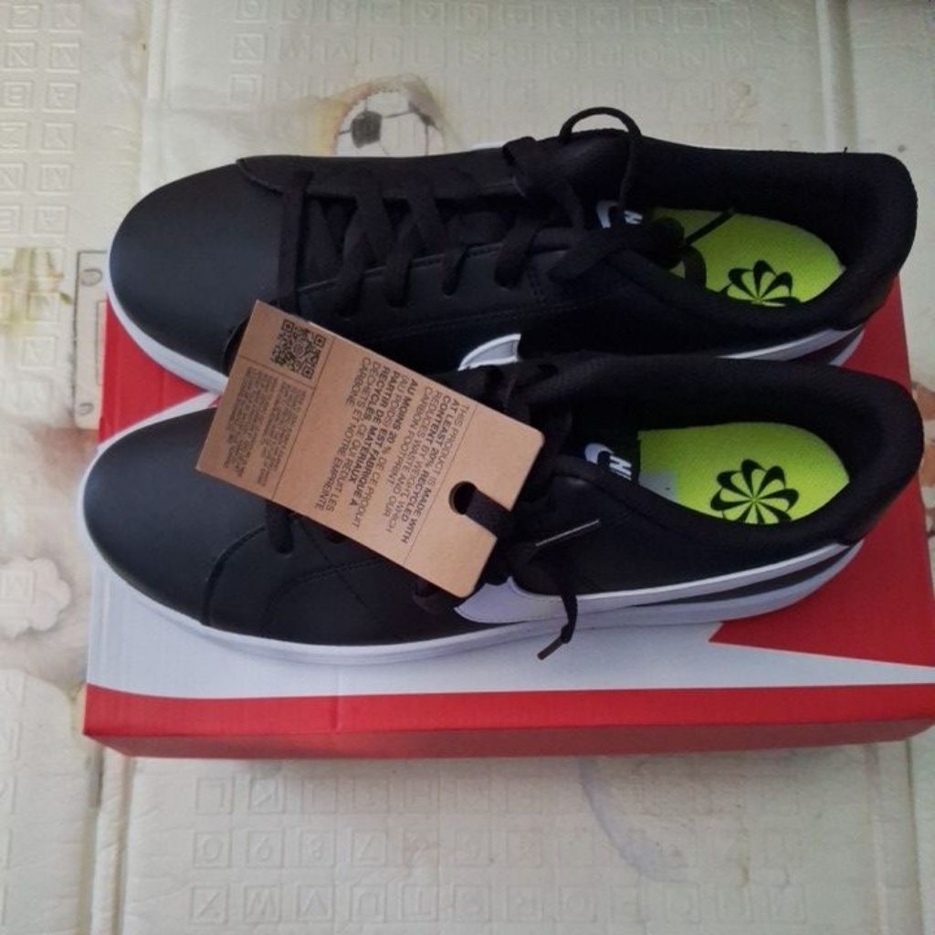 NIKE  COURT ROYALE 2 ( BLACK)