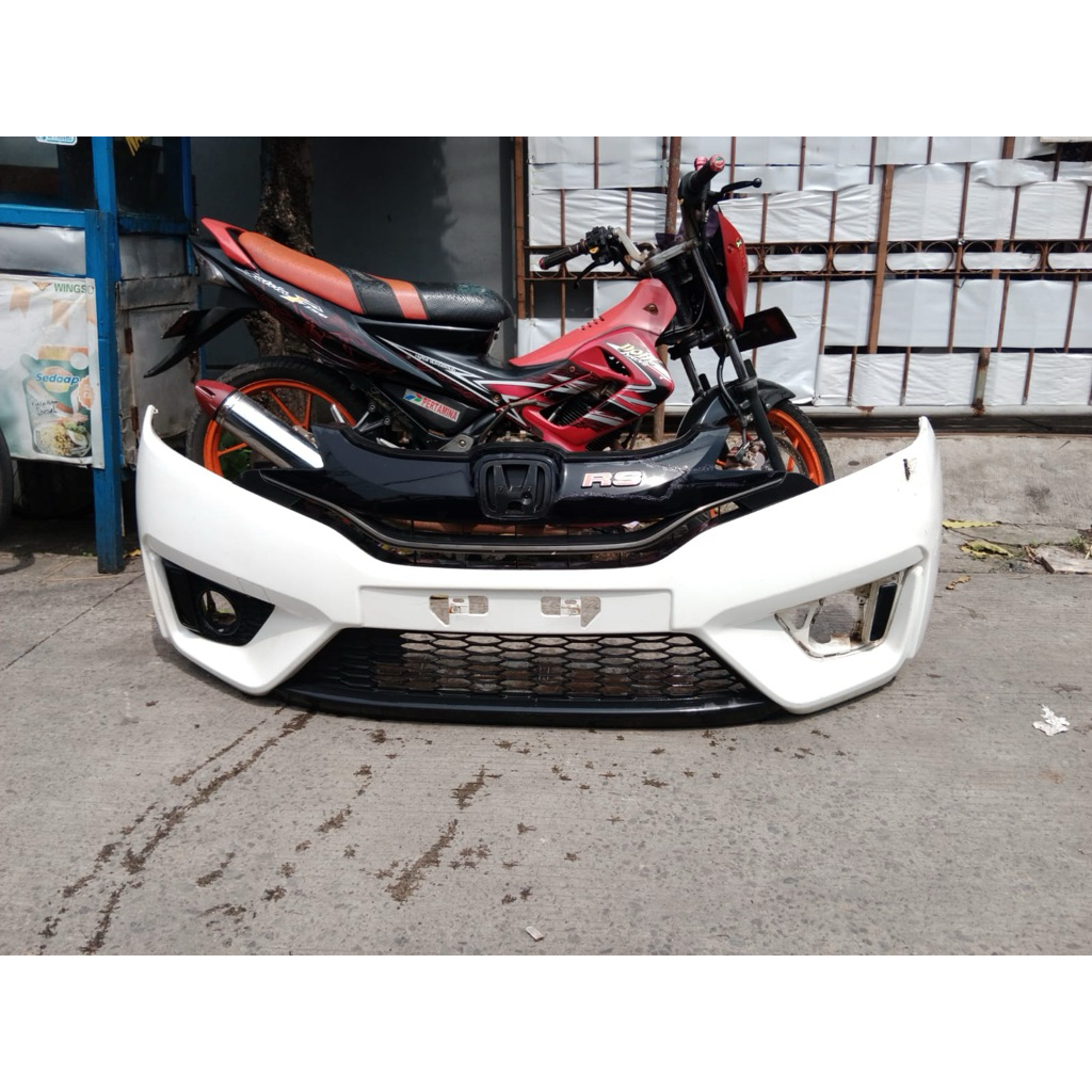 bemper honda jazz rs 2016