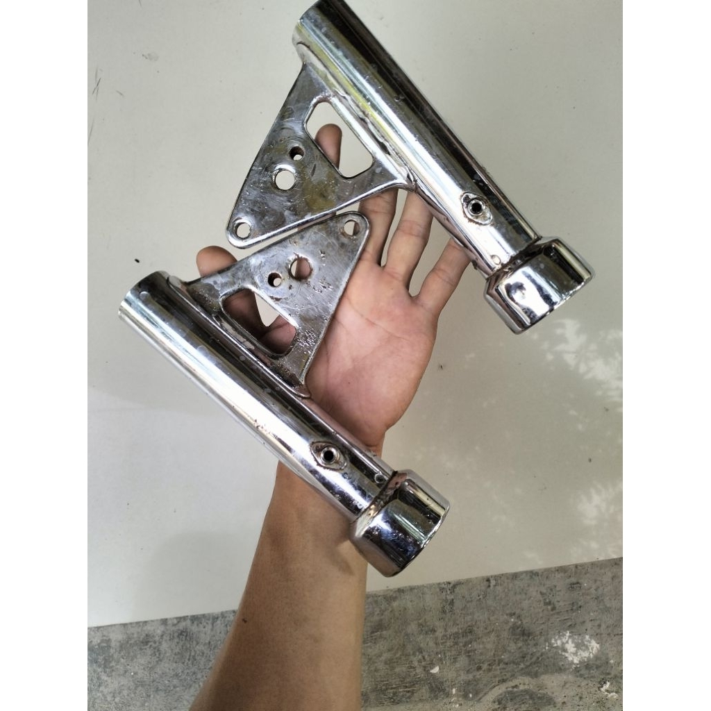 kupingan pangkon lampu gl100 gl125 platina 79/80 lampu bulat original copotan