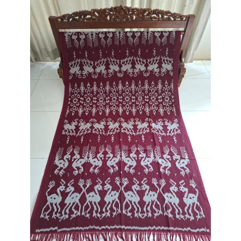 KAIN TENUN ETNIK NUSANTARA, KAIN TENUN IKAT TRADISIONAL TROSO MOTIF SUMBA MAROON,KAIN TENUN BLANKET 