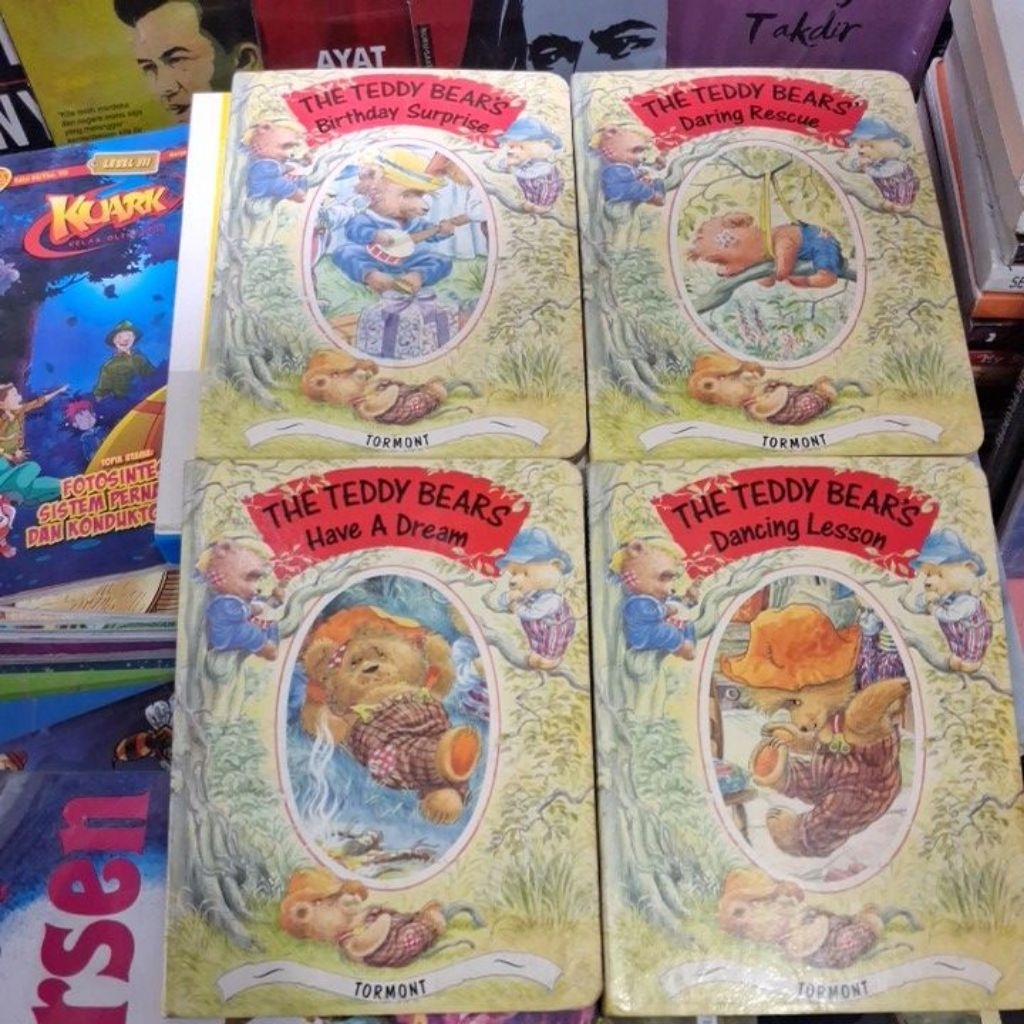 THE TEDDY BEARS