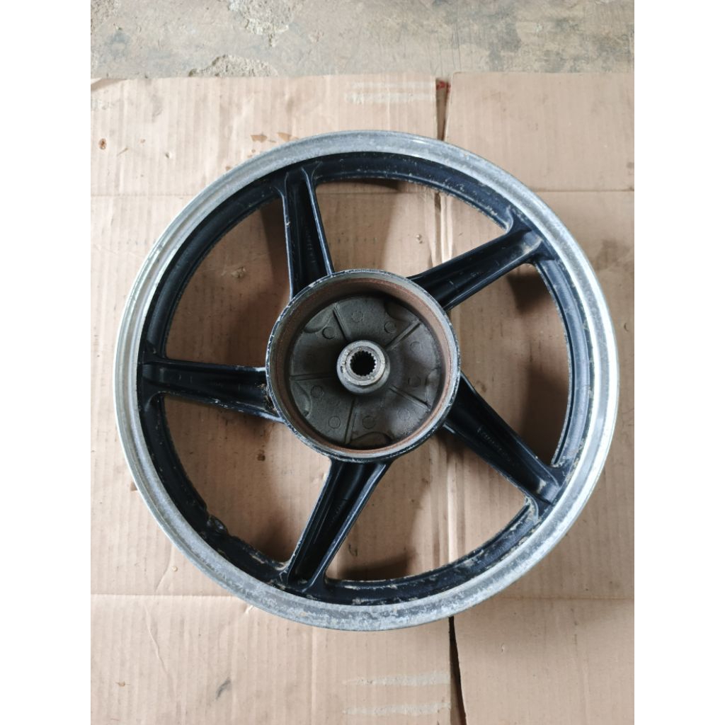 Velg roda belakang Matic Viar Mocin original copotan